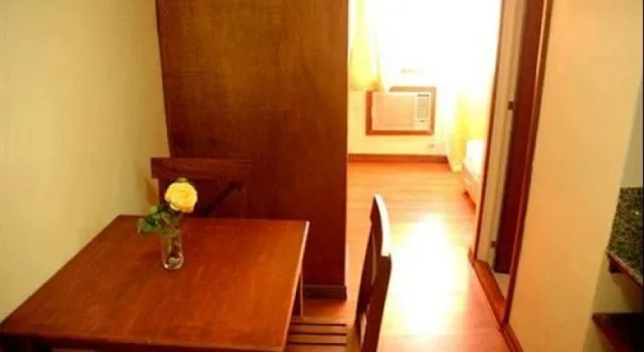 Isabelle Royale Hotel & Suites
