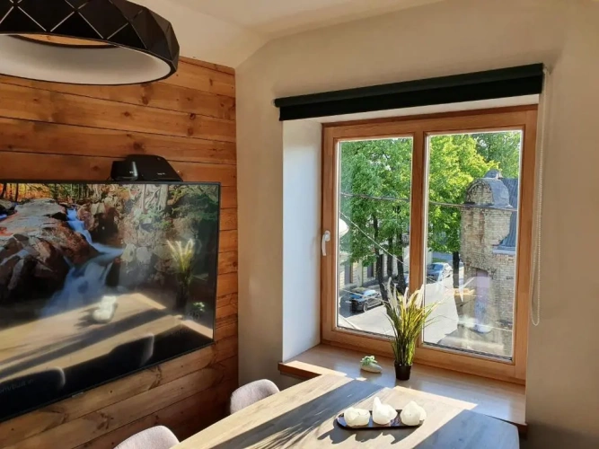 2 Bedrooms Apartment