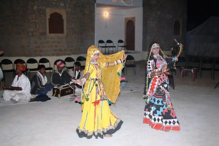Roop Resorts