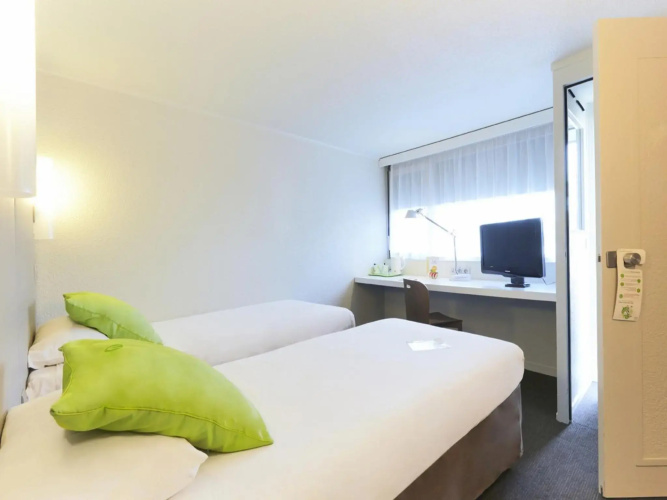 Hotel Campanile Auxerre - Monéteau