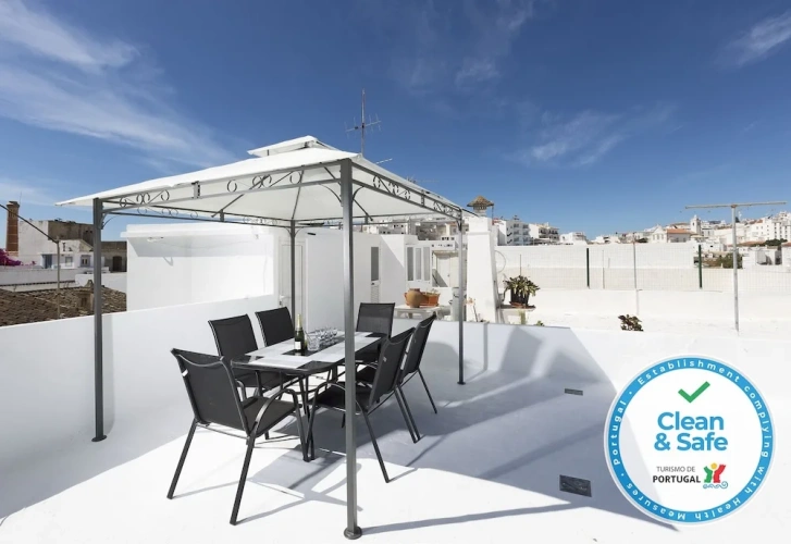 3 Bedrooms Apartment with balcony and with city view