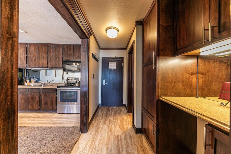 247 Bldg C 1 Bedroom Condo