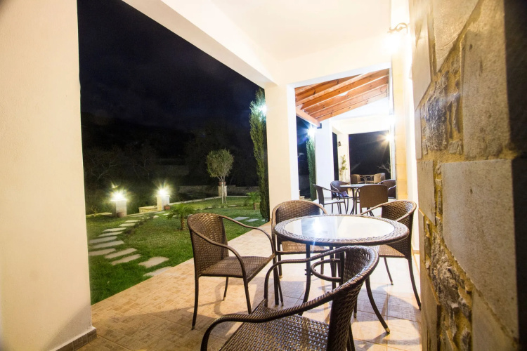 Agarathos Apartments Crete