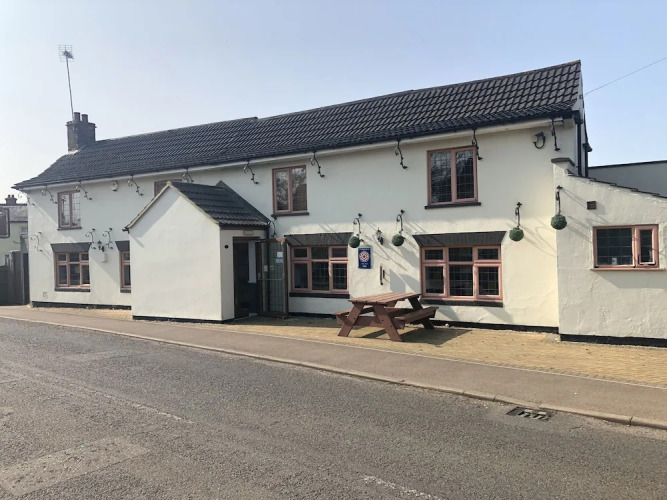 The Elm Tree Inn Over view