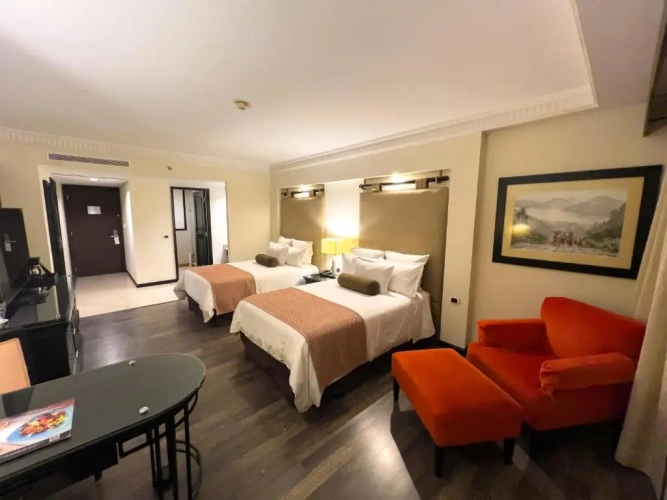 Deluxe Quadruple room