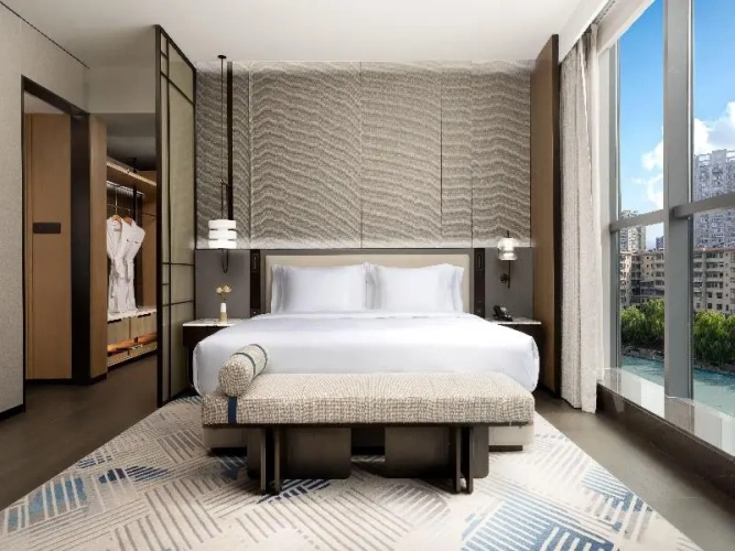 Double Suite