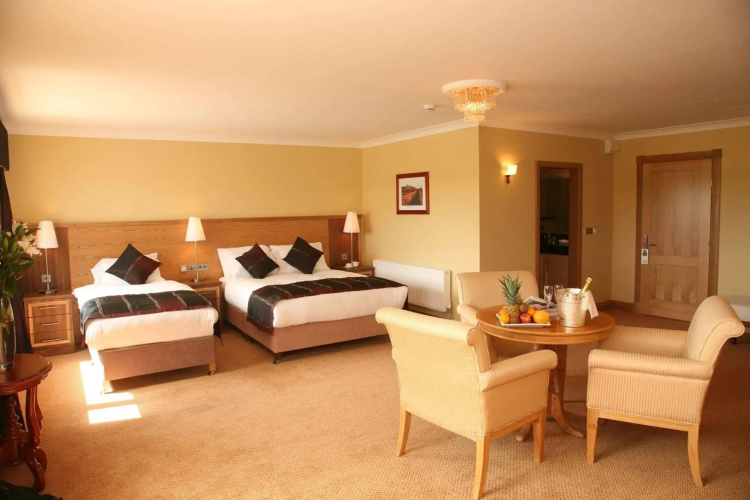 Diamond Coast Hotel