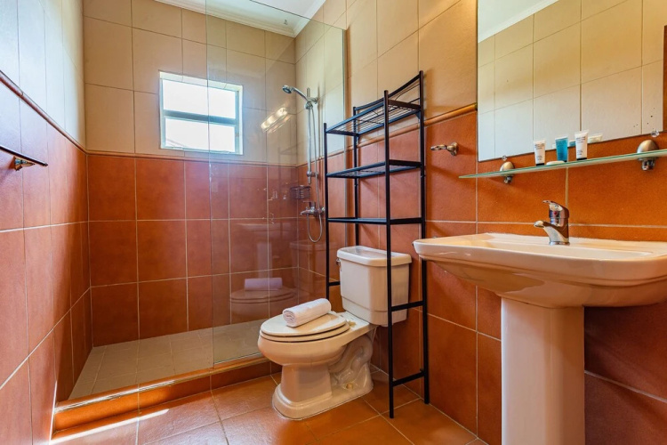 Stylish Villa, Private Pool, Bbq, Privacy