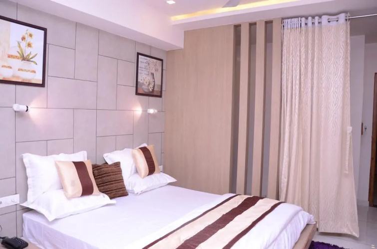 Hotel City Pride