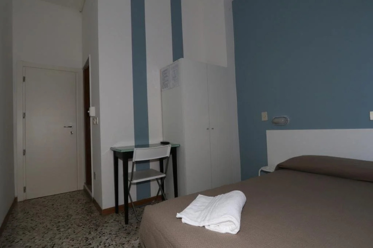 Hotel Urano - Bed & Breakfast