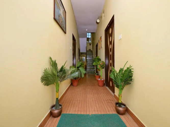 Hotel Aanvi Palace