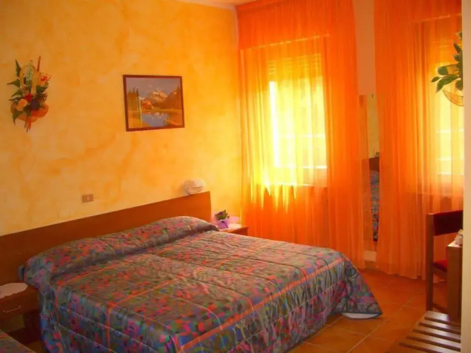 Hotel Sarre