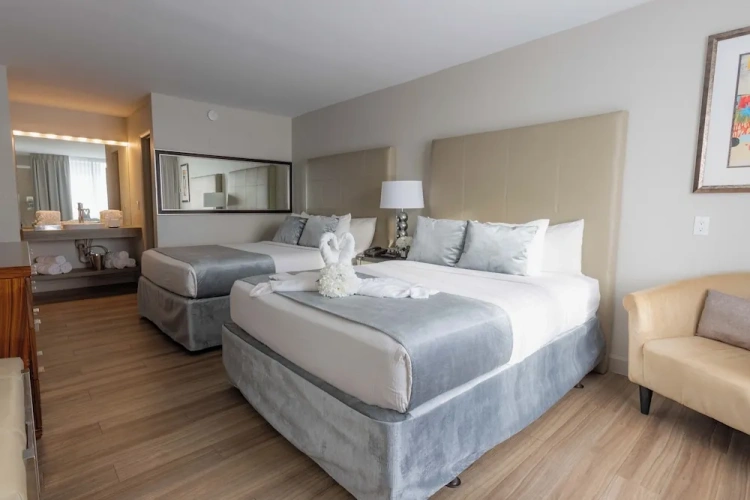 Elite Quadruple room