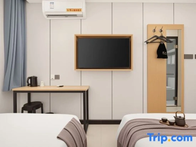 Economy Twin room
