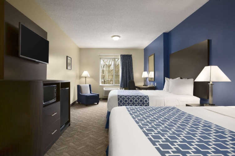 Quadruple Suite