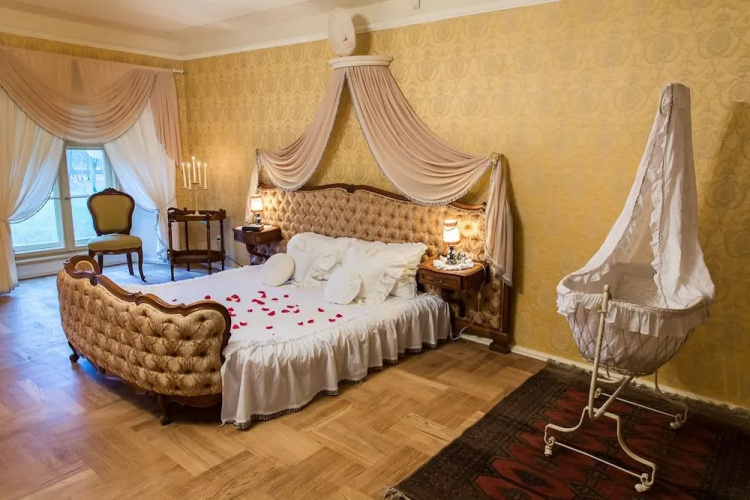 Pakruojis Manor Hotel Stadala