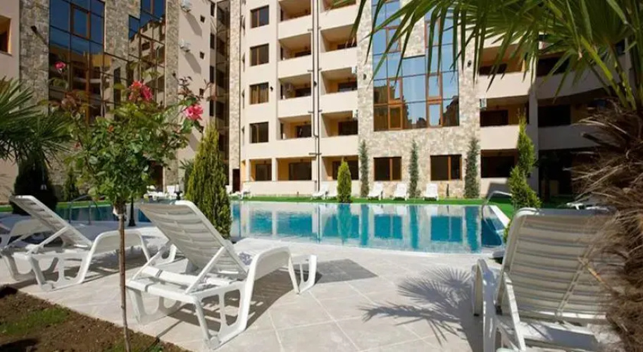 GT Emerald Paradise Apartments