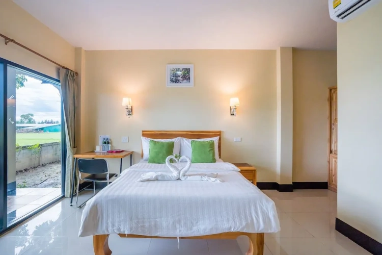 Deluxe Double room with balcony