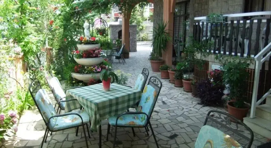 Guesthouse Plaza