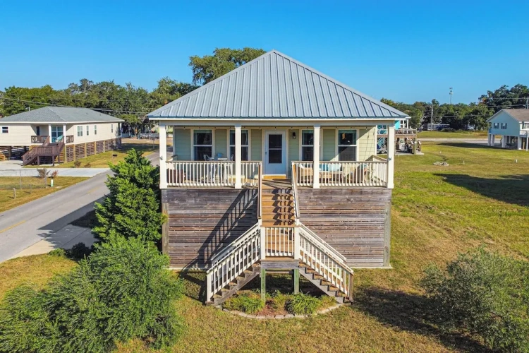 3 Bedrooms Cottage