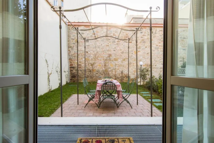 Borgo Guelfo VII