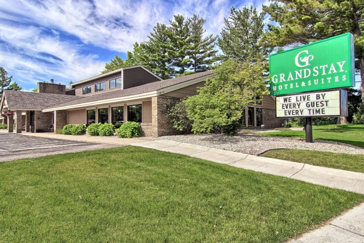 Grandstay Traverse City photo 17