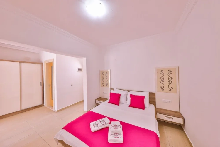 Double room with balcony and with garden view