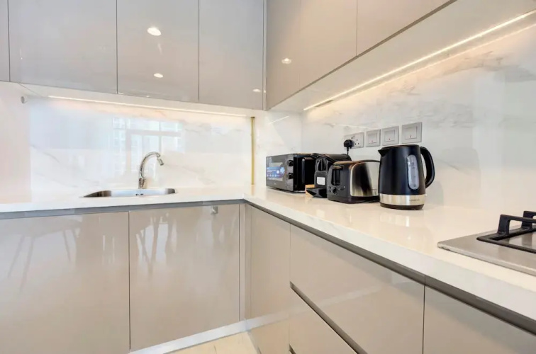 Farhad Azizi Residences - Al Jaddaf