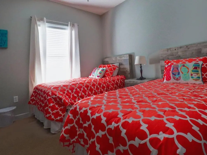 Arbor Trace #524 2 Bedroom Condo by RedAwning