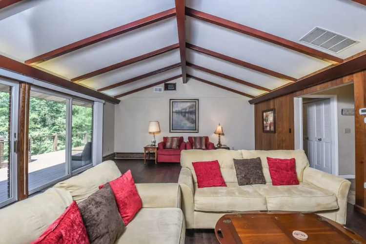 Dreamscapes 5 Bedroom House