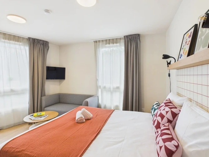 Premium room