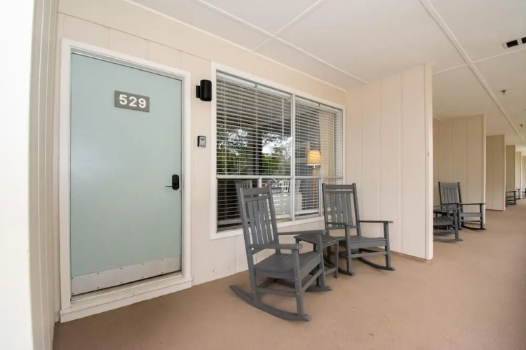 529 Sunsuite