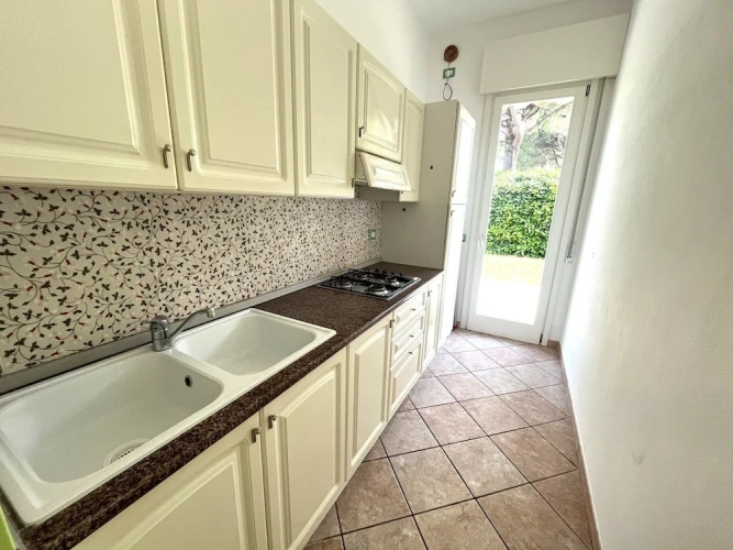 3 Bedrooms Villa with garden view