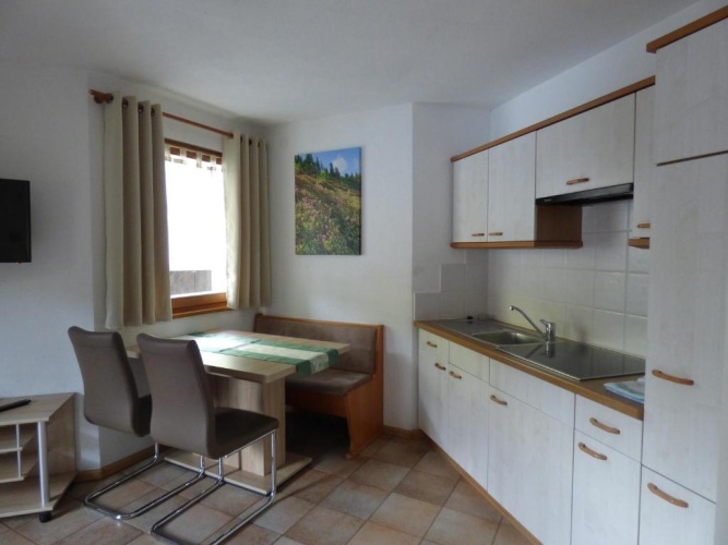 Apartment with mountain view