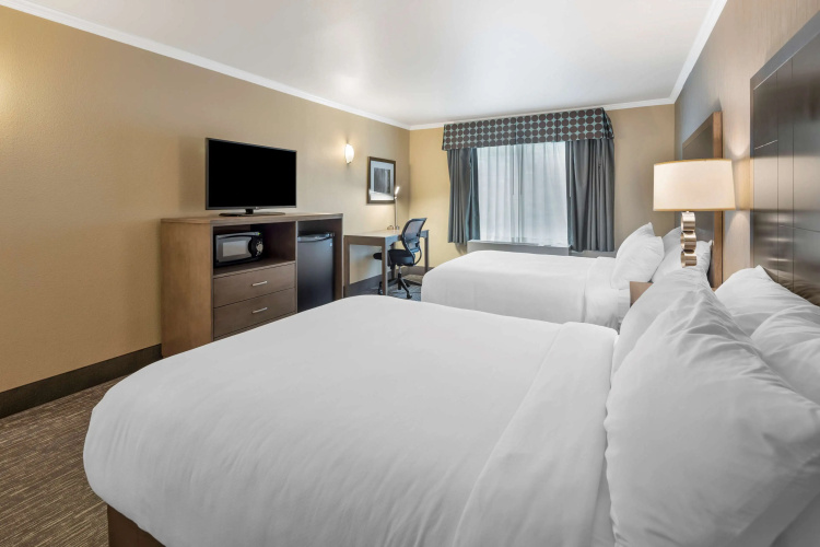 Best Western Plus Chena River Lodge