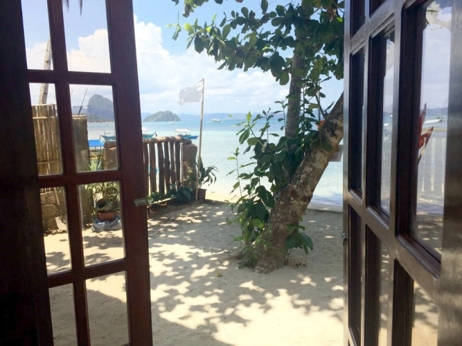 Deluxe room beachfront