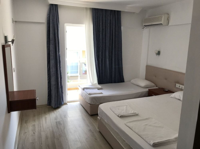 Twenty One Hotel