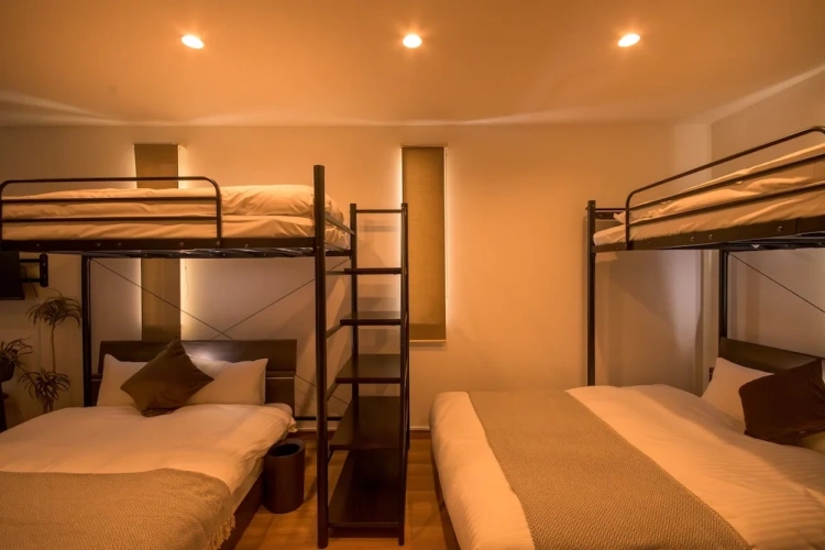 Quadruple Apartment