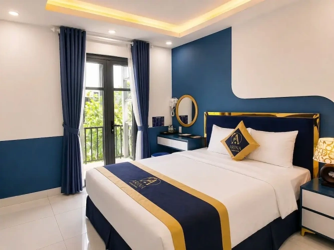 Deluxe Double room with balcony and with city view