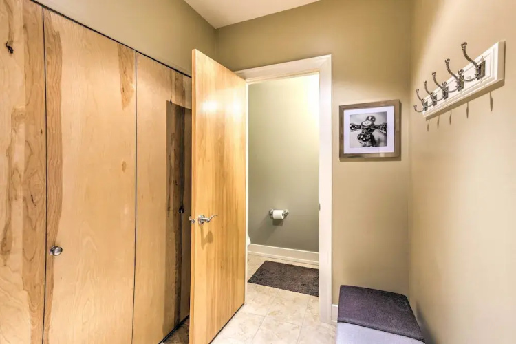 Downtown Condo w/ Rooftop Patio & City Views!