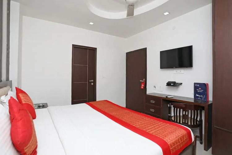 OYO Rooms Shankar Chowk