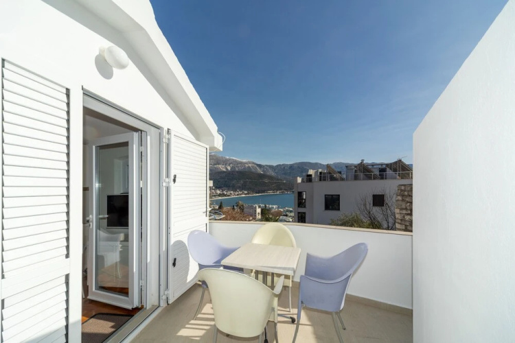 Panoramic apartment