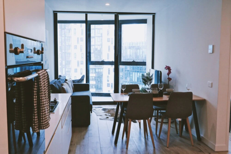 HFN Crown Shadow Play Apartment