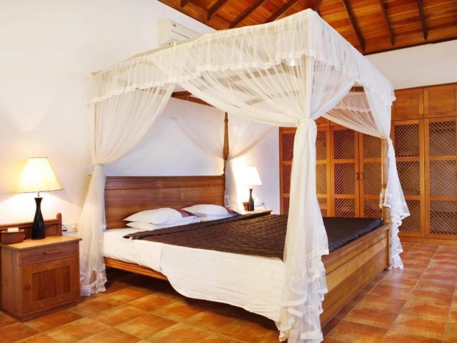 Villa by Ayesha