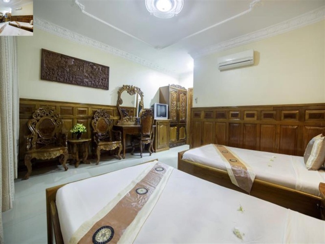 Standard Twin room with balcony