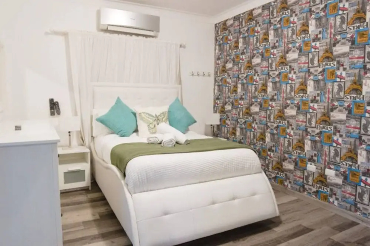 8 Bedrooms Penthouse, Jacuzzi & Private Terrace