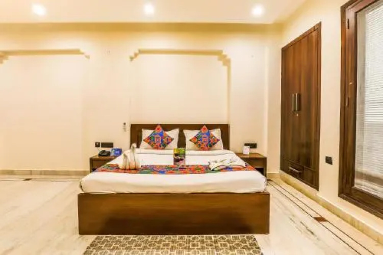 OYO 7785 Kumar Residency