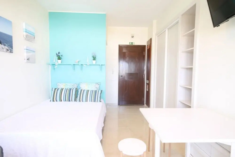 12 Torralta Apartment