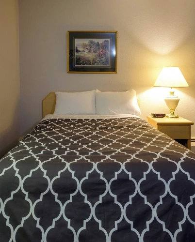 Standard Double Basement room