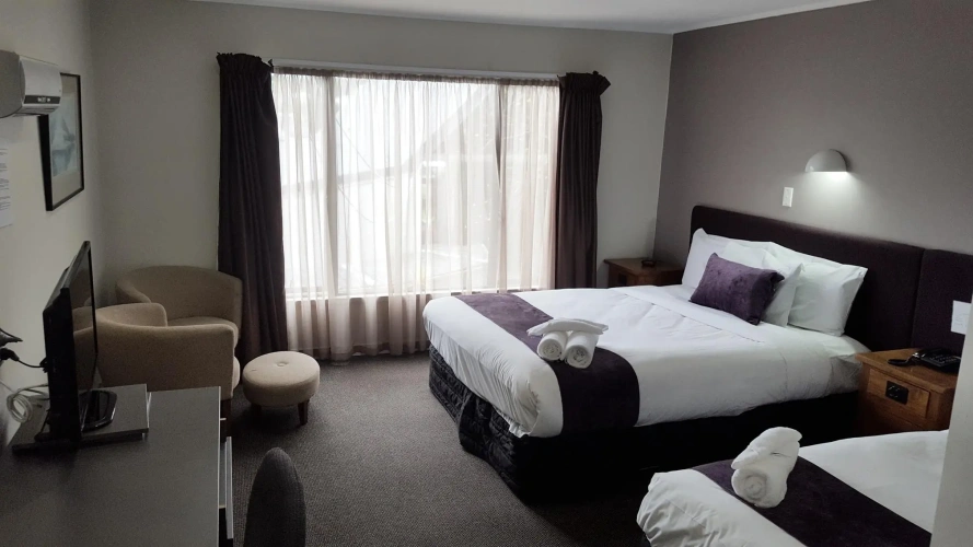 Economy Family room